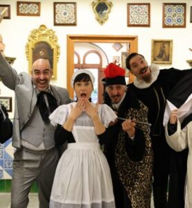 150 Nits d’Històries’ omple l’Enrajolada en una Nit dels Museus marcada per la memòria i la teatralització